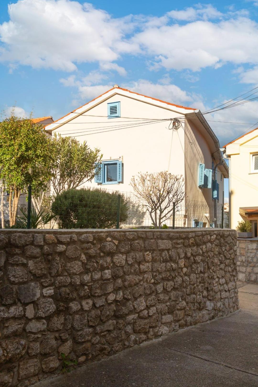Apartment Stone House Krk クルク エクステリア 写真